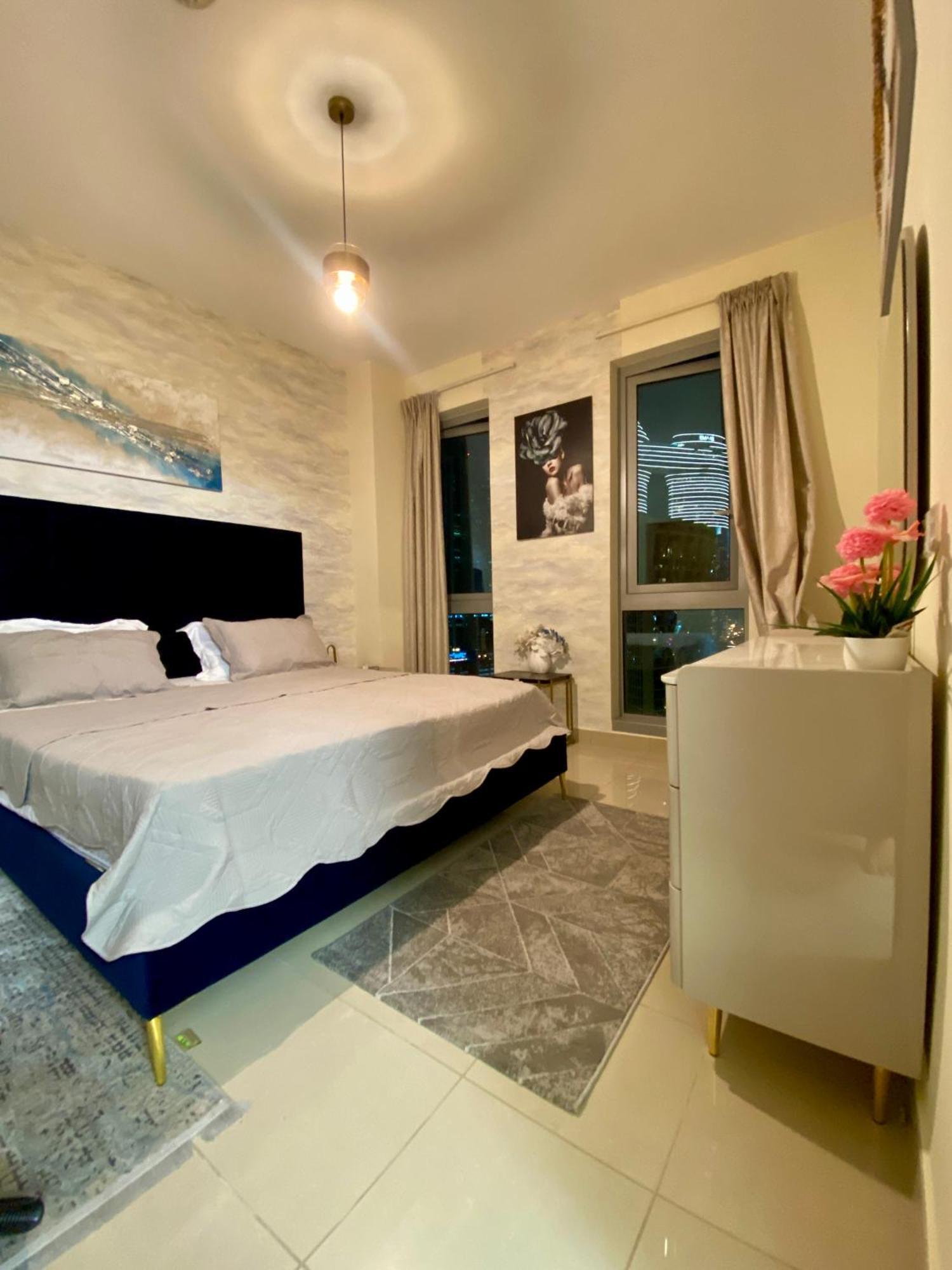 Standpoint Tower Apartment Opposite Burj Khalifa دبي المظهر الخارجي الصورة